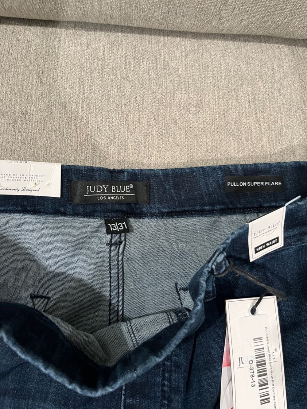 Judy Blue Pull On Super Flare Jeans Deep Blue Size 13/31 - Picture 2 of 10